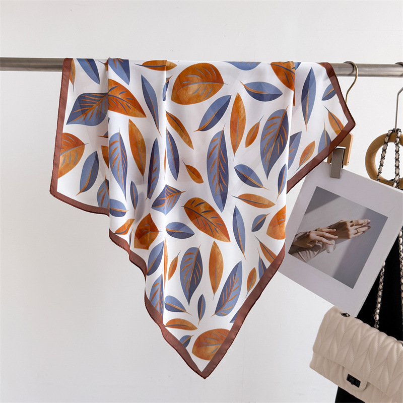 Face Scarf Mask - 럭셔리 브랜드 프린트 70cm 스퀘어 스카프